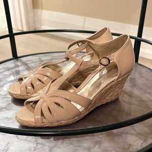 Naturalizer Tan Wedge Sandals
